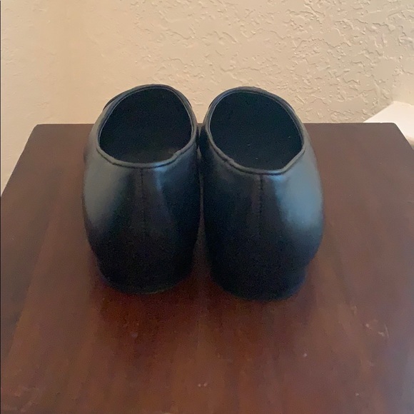 NWOT MICHAEL KORS BLACK SHOES - Picture 3 of 5
